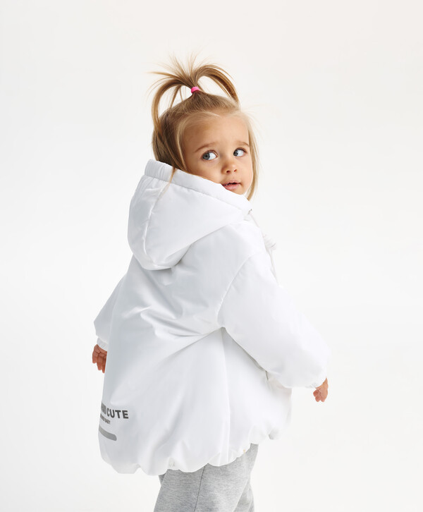 фото Пальто демисезонное для девочки баллонообразной формы белое gulliver gulliver baby