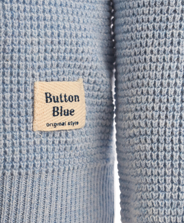 Голубой джемпер Button Blue