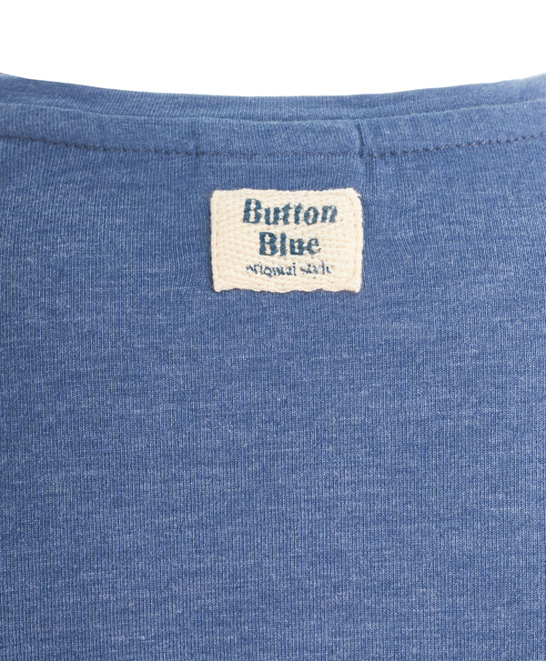 Синяя футболка с принтом Button Blue