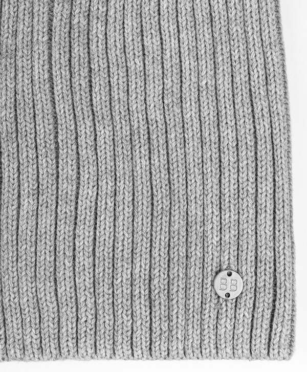 Серая вязаная шапка Button Blue