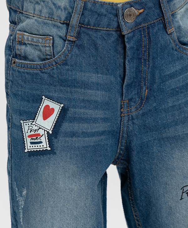 Джинсы Boyfriend с нашивками Button Blue