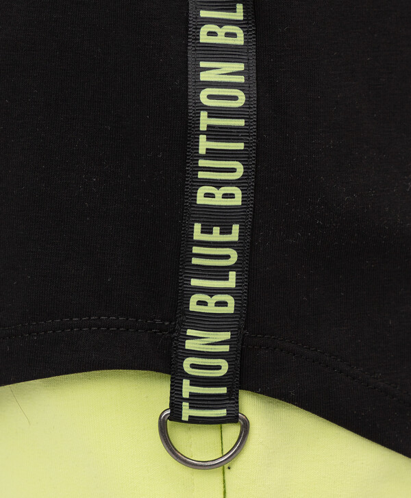 Черный лонгслив Button Blue