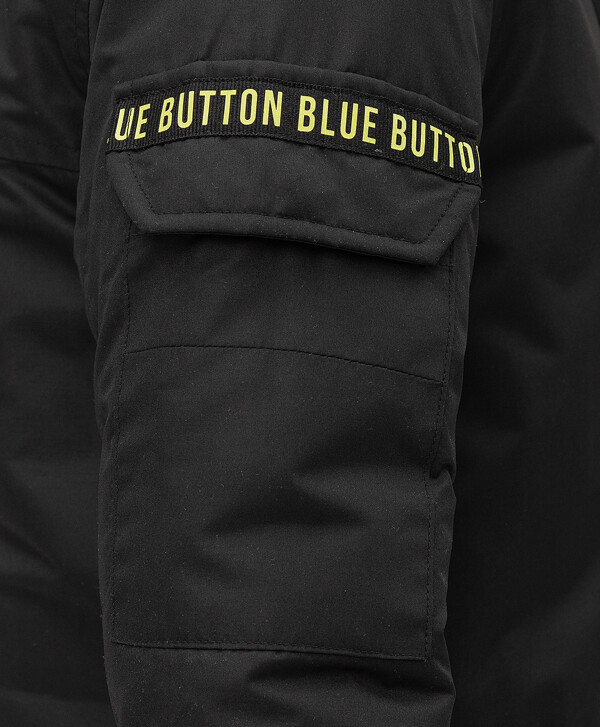 Черное полупальто Button Blue