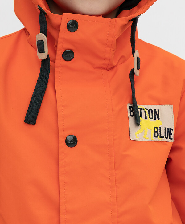 Оранжевая ветровка Button Blue