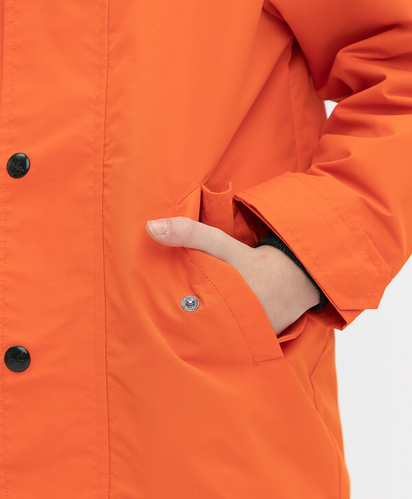 Оранжевая ветровка Button Blue