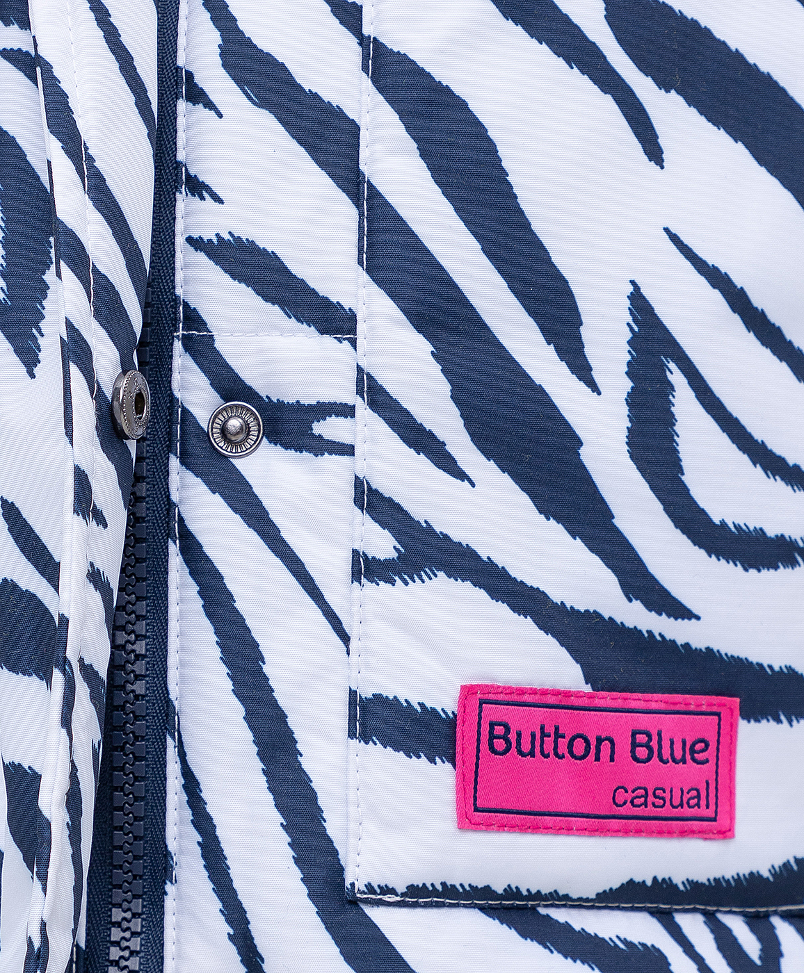 Жилет с анималистичным принтом Button Blue