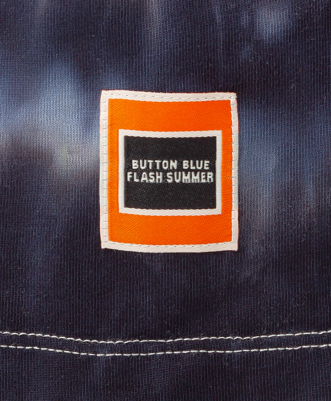 Футболка черно-белая Button Blue