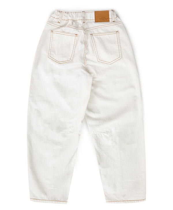 Джинсы carrot fit молочные для девочки Button Blue