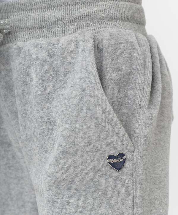 Серые велюровые брюки Button Blue