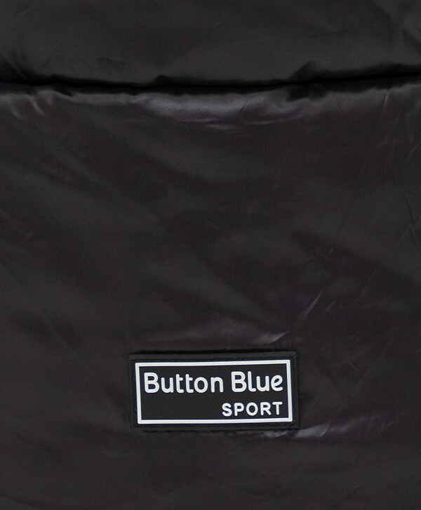 Пальто зимнее с капюшоном черное Button Blue