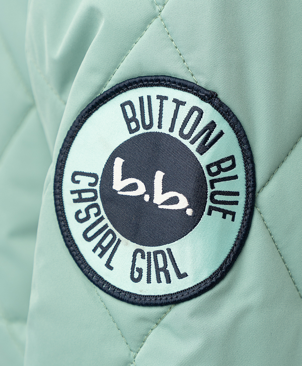 Пальто демисезонное с трикотажной подкладкой и поясом на кулиске зеленое Button Blue