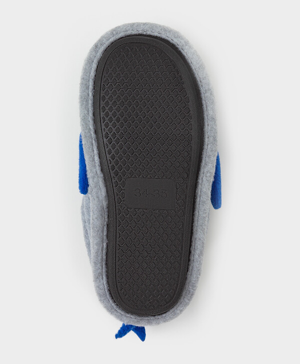Тапочки домашние в виде акулы серые Button Blue