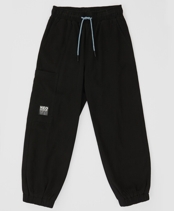Джоггеры карго с тремя карманами и поясом на резинке черные для мальчика Button Blue