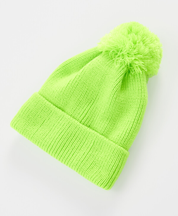 Шапка с помпоном утепленная салатовая детская Button Blue