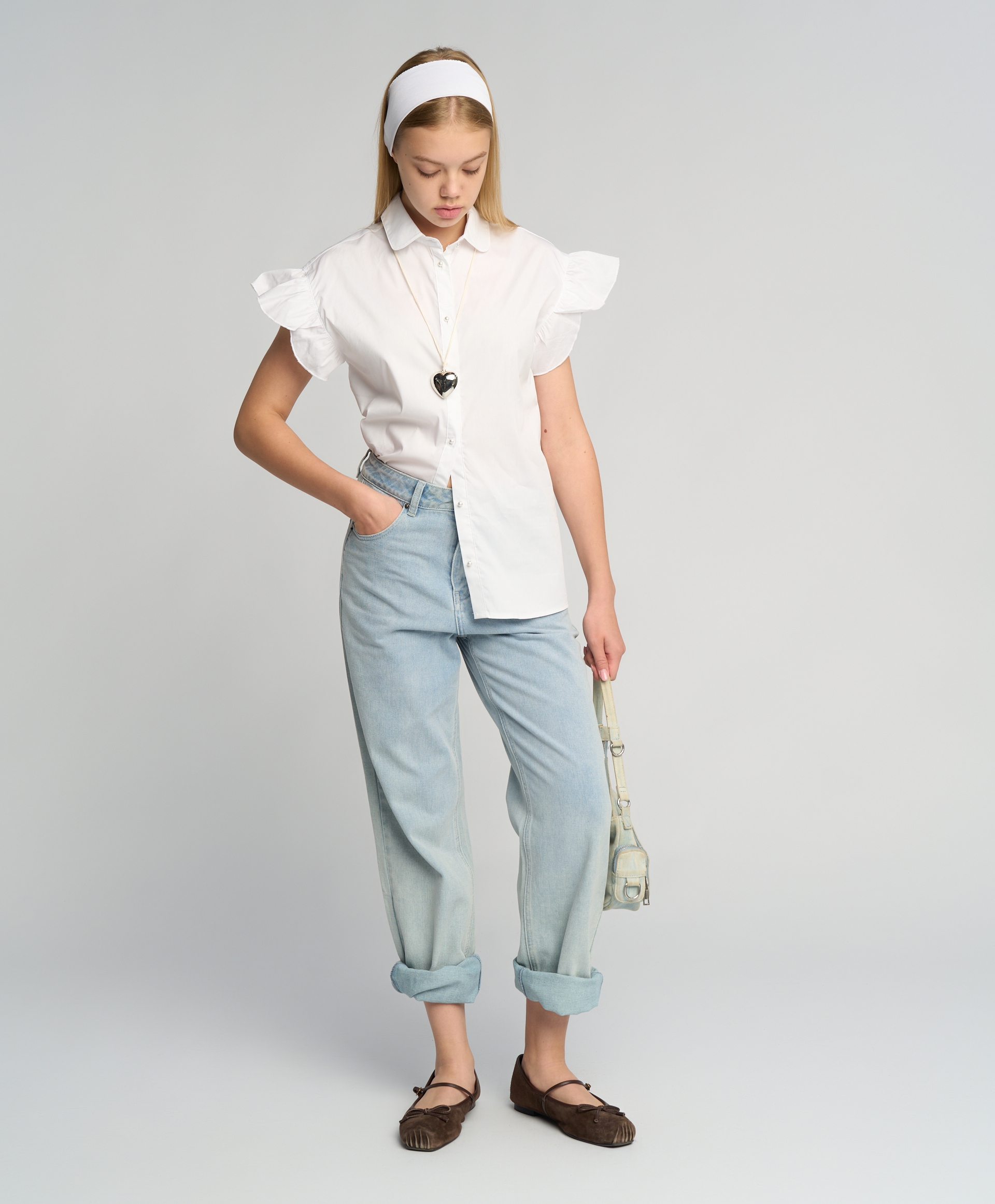 Блузка с короткими рукавами-бабочками белая Button Blue