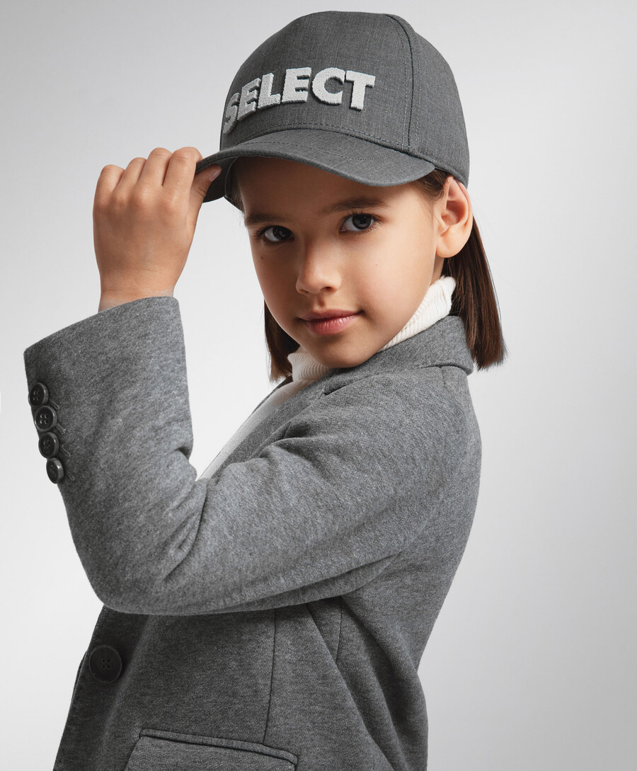 Кепка с нашивками серая для девочки Gulliver Select